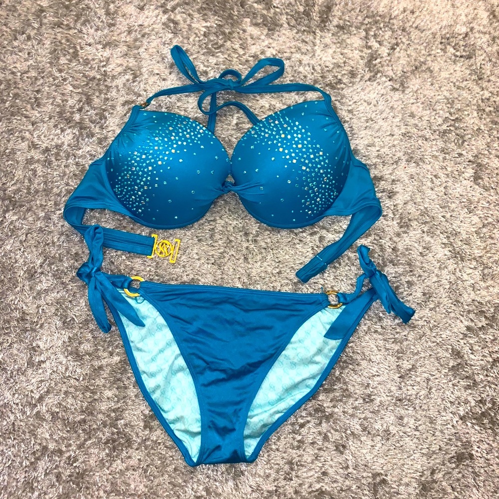 Victoria’s Secret suit